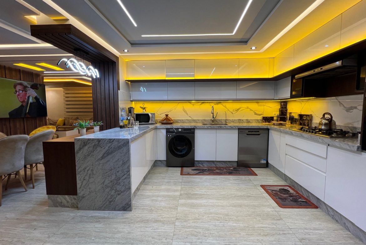 Villa Haut Standing à Vendre – Mehdia, Kénitra