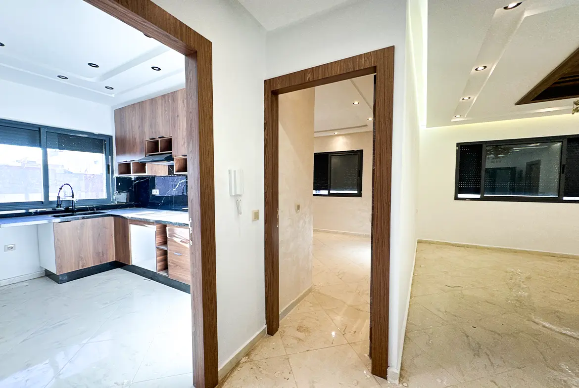 facade-immeuble-al-omran-pres-plage-mehdia